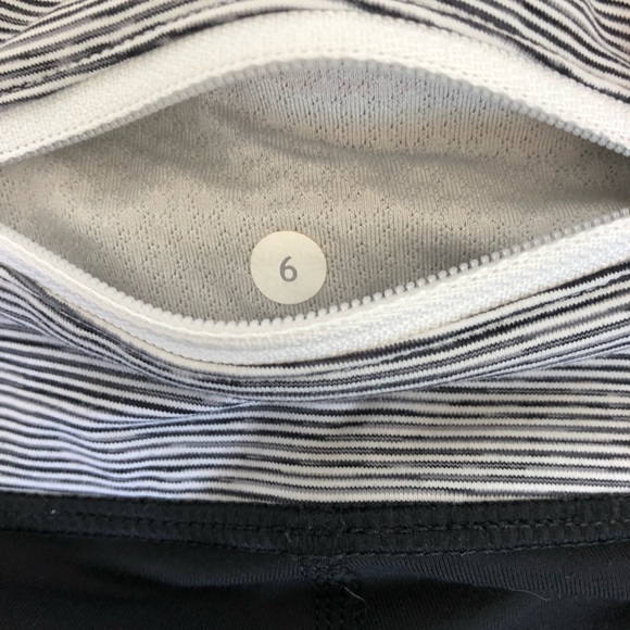 SALE!!! Lululemon Run: Excel Crop - Picture 5 of 8